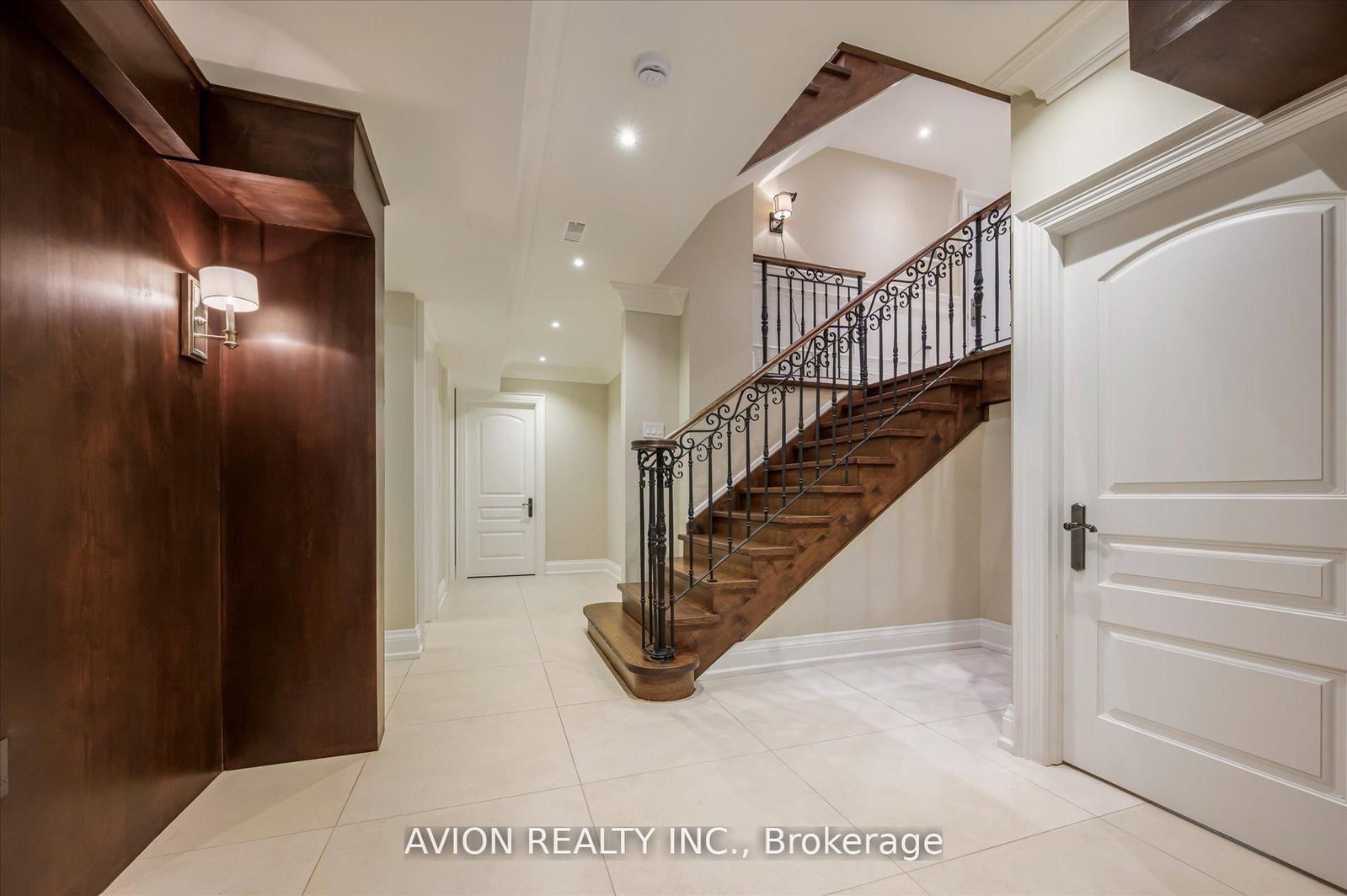26 Danville Dr, Toronto — 39