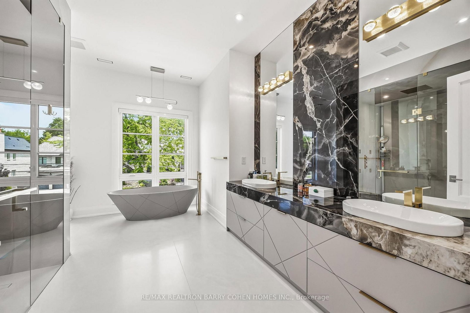 15 Sulgrave Cres, Toronto — 30