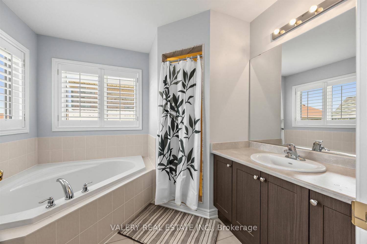 20 McDonald Cres, Clarington — 21