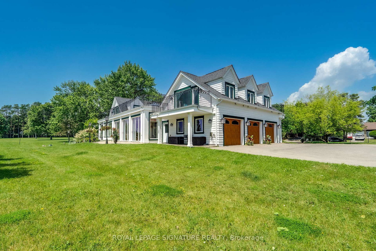 220 Greyabbey Tr, Toronto — 35