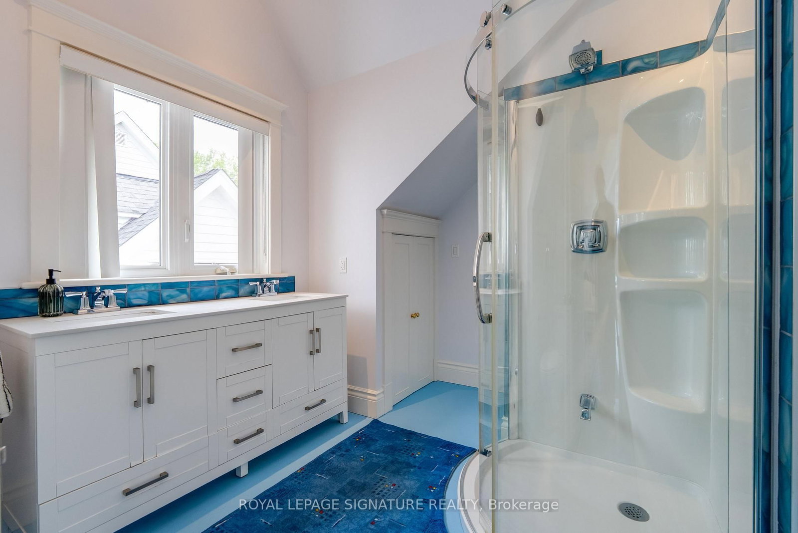 220 Greyabbey Tr, Toronto — 39