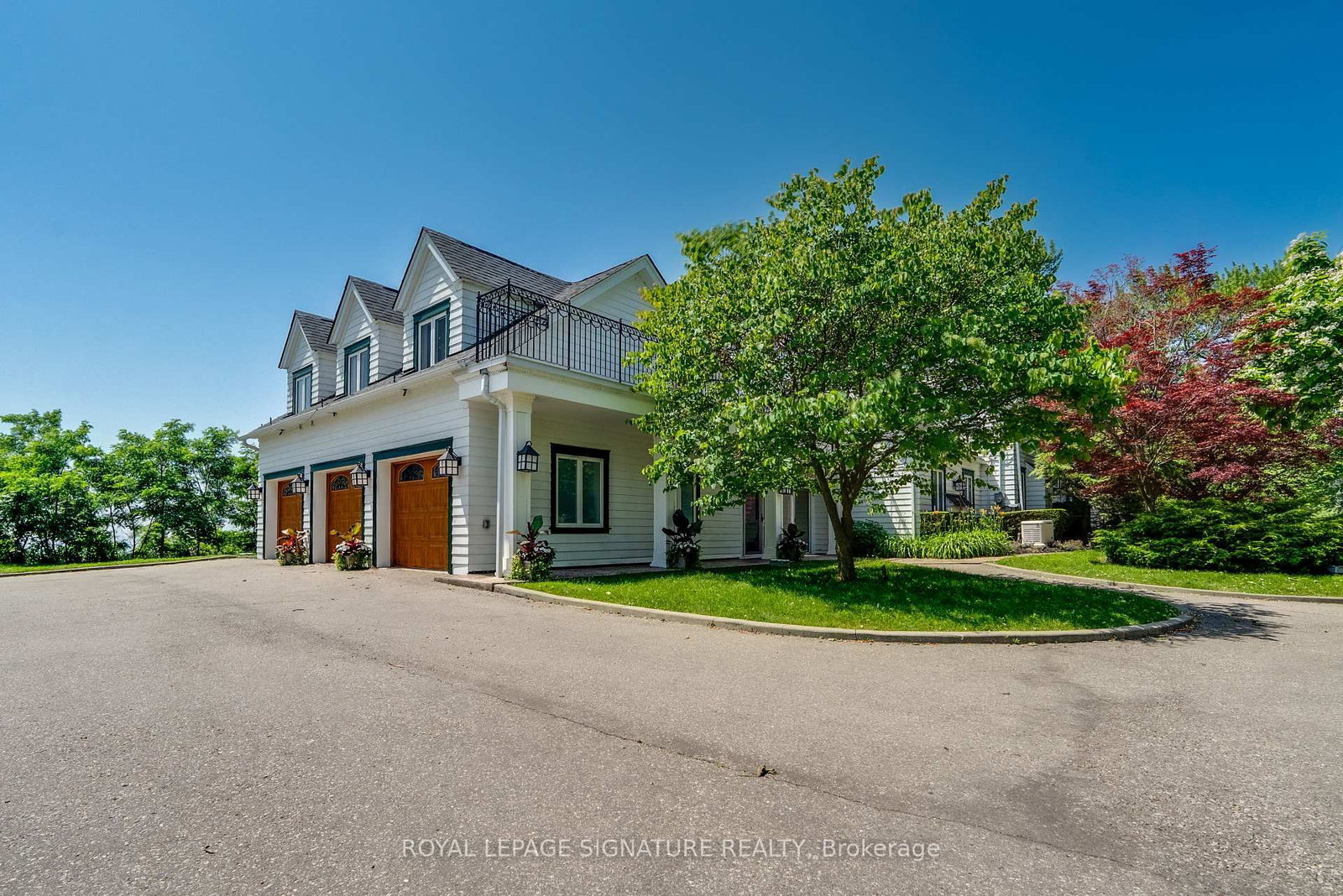220 Greyabbey Tr, Toronto — 47