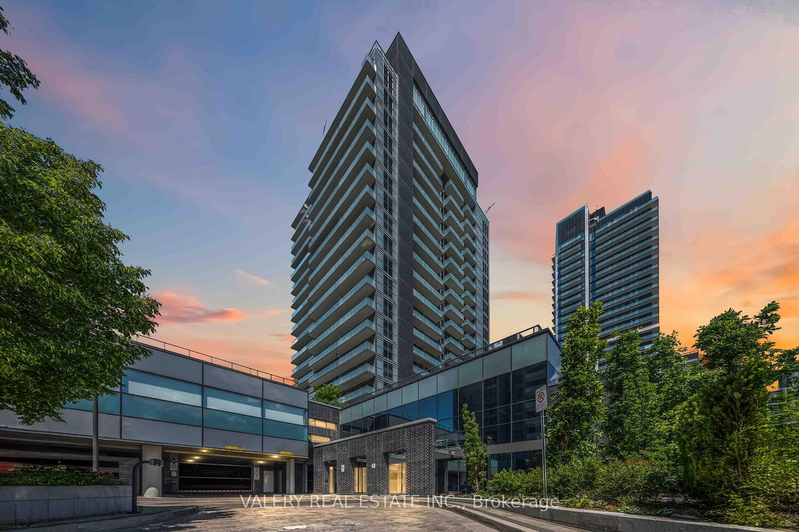 1108-65 Oneida Cres, Richmond Hill — 2