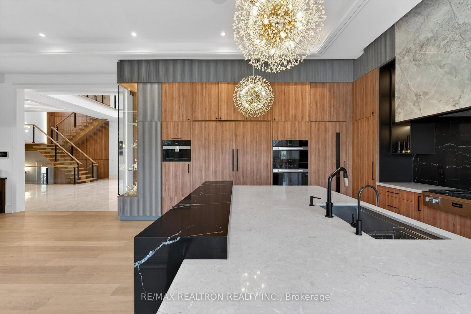 116 OAK Ave, Richmond Hill — 30