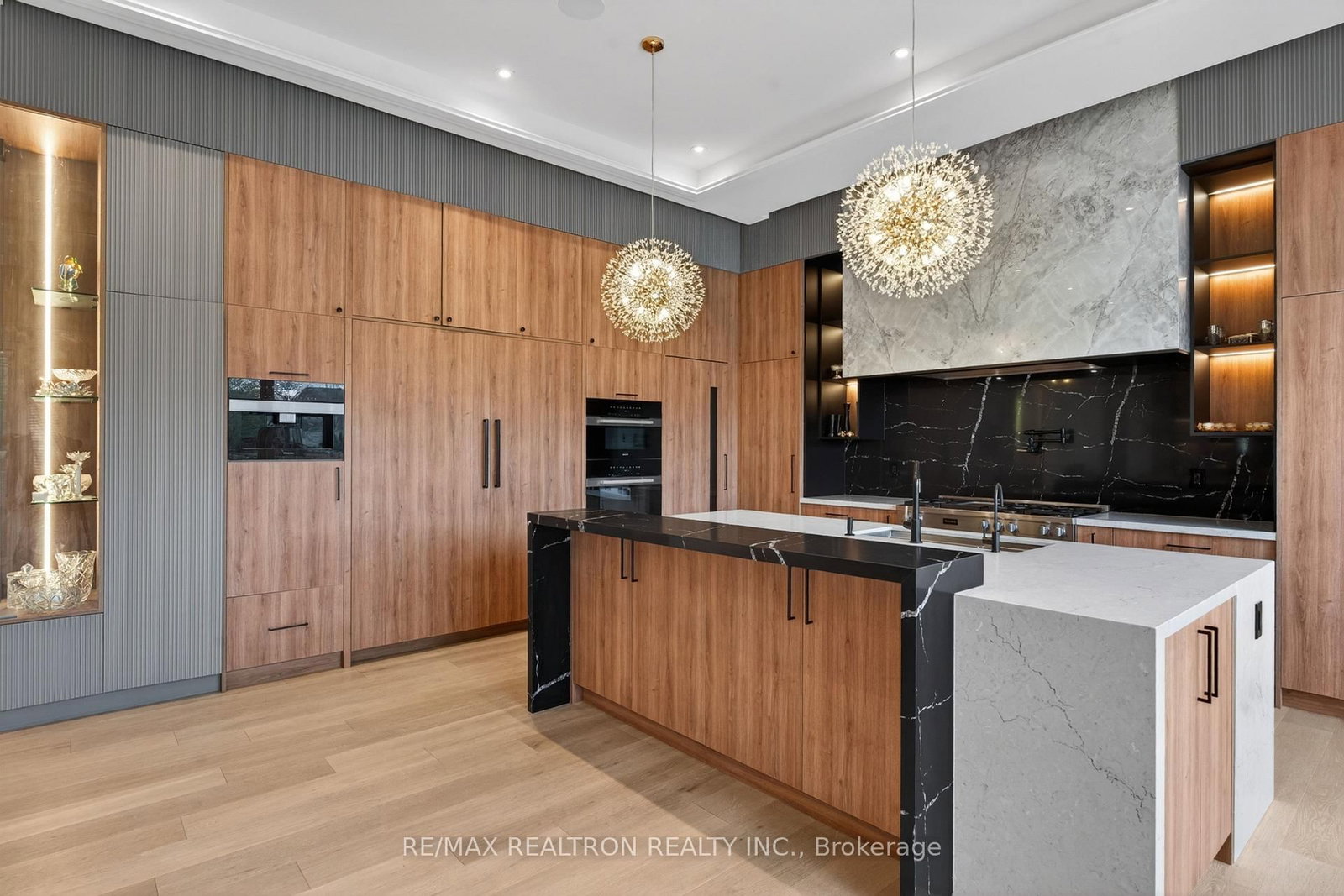116 OAK Ave, Richmond Hill — 34