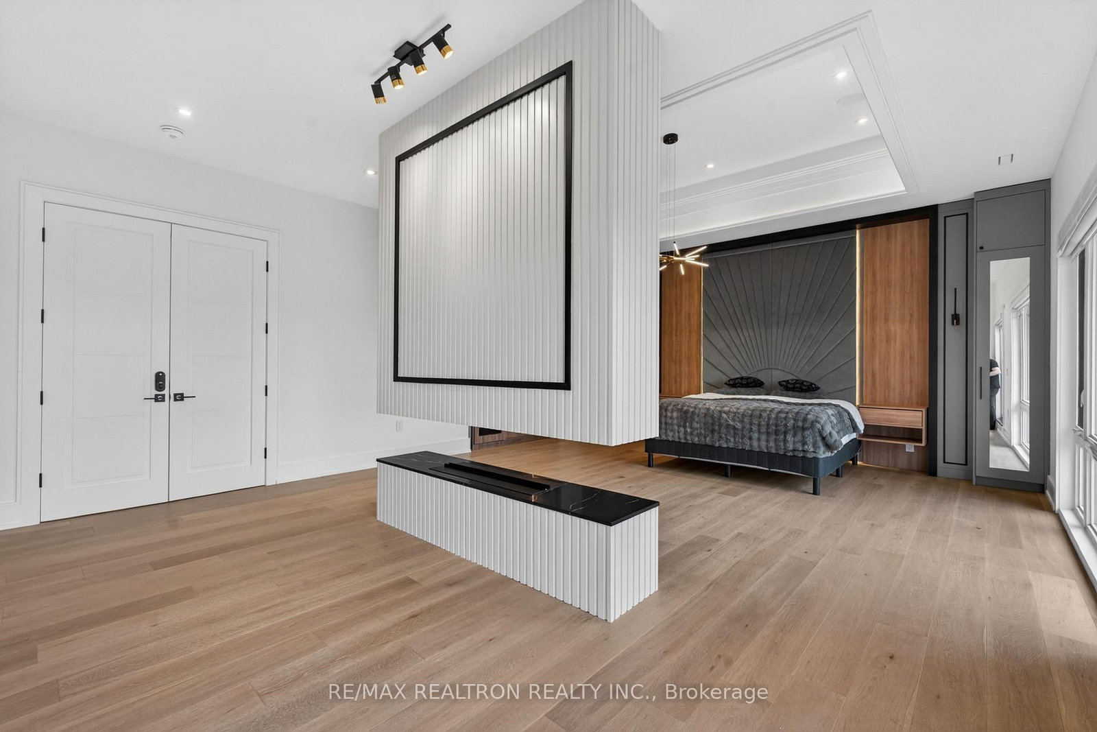 116 OAK Ave, Richmond Hill — 42