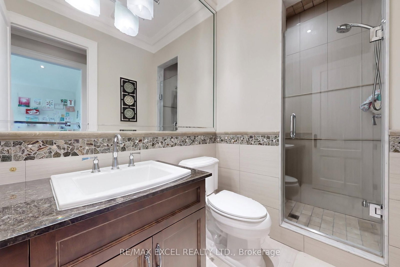 2 Beau Crt, Aurora — 25