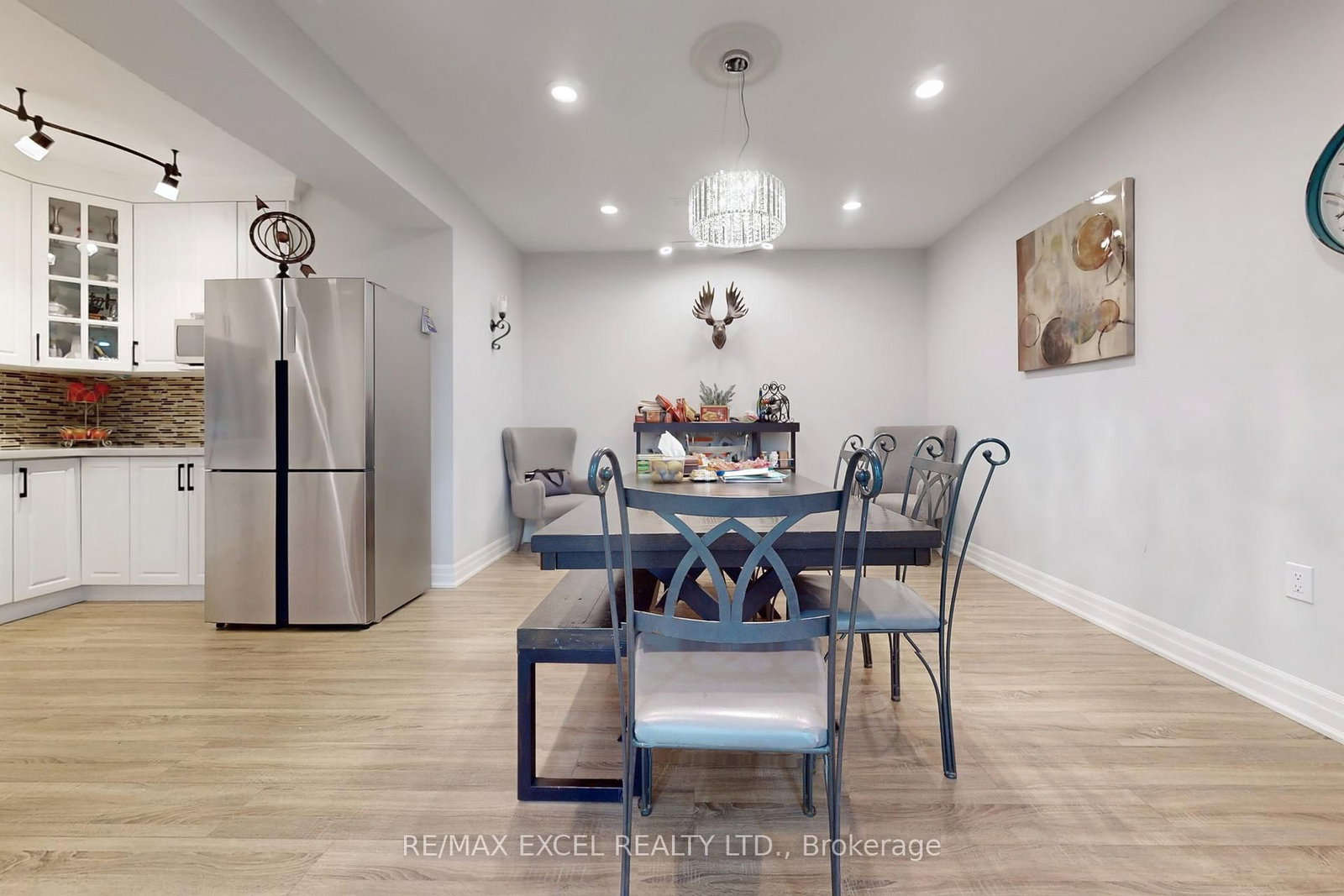 2 Beau Crt, Aurora — 29