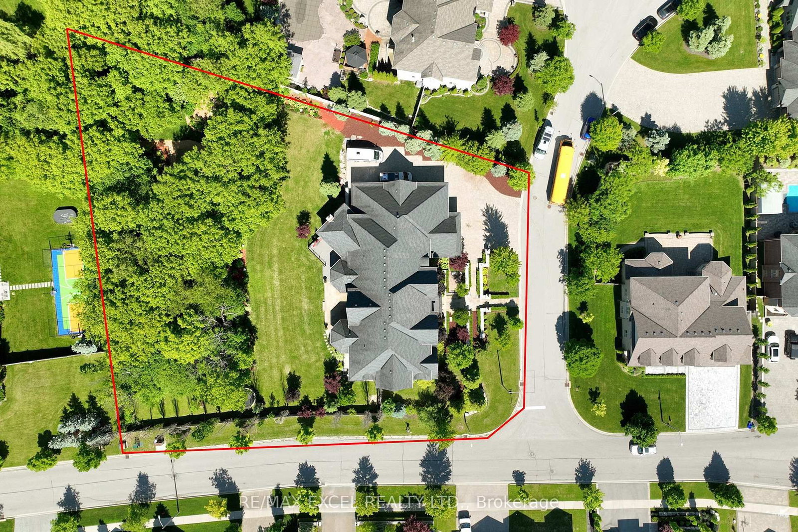 2 Beau Crt, Aurora — 33