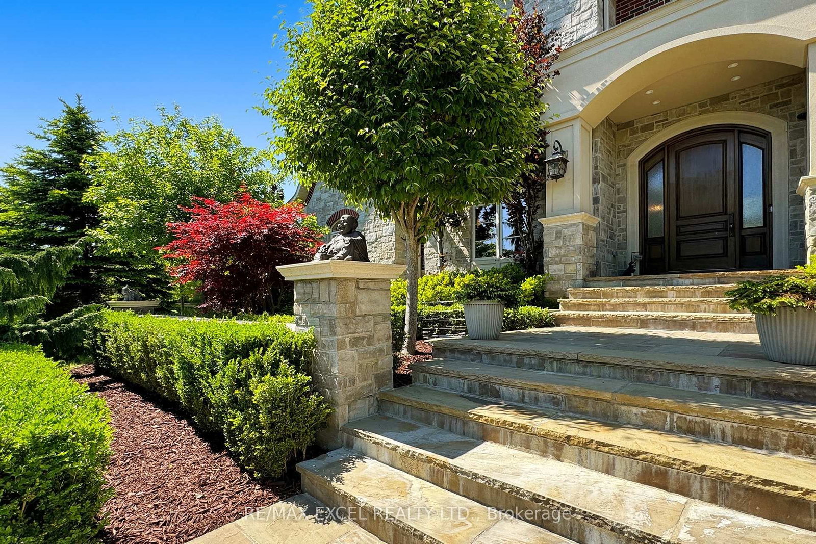 2 Beau Crt, Aurora — 37
