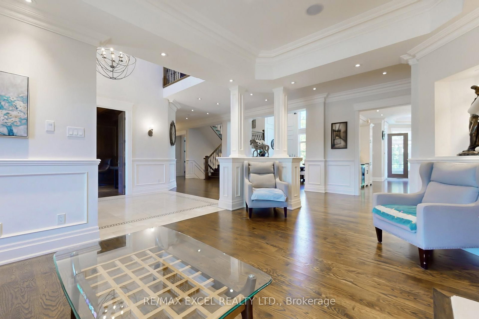 2 Beau Crt, Aurora — 7
