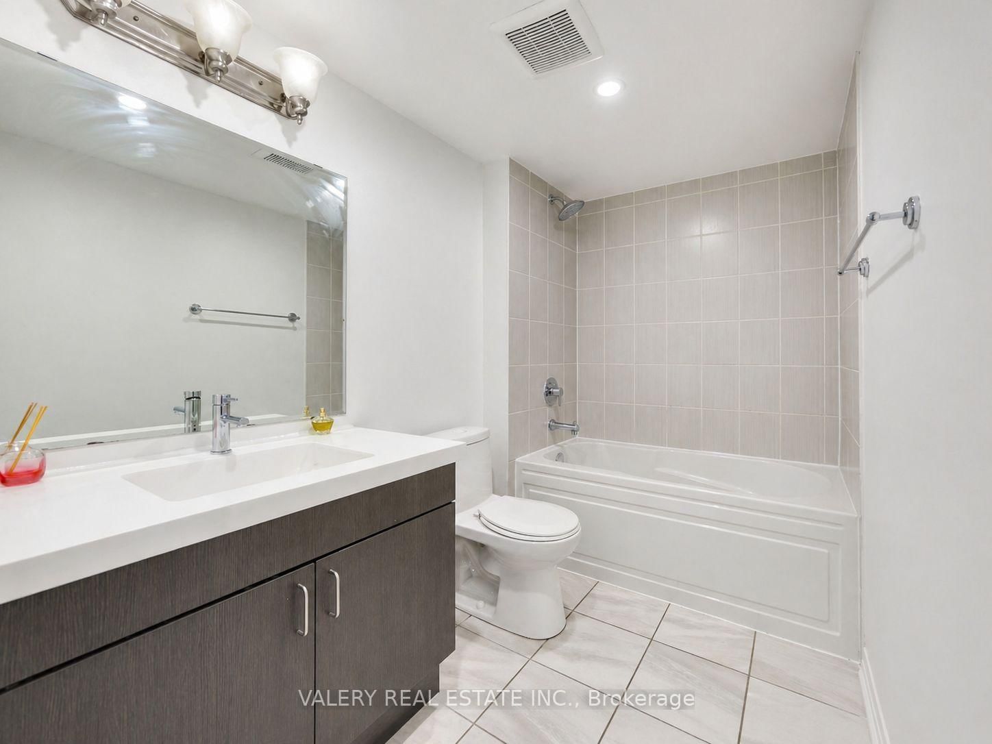 1-183 William Duncan Rd, Toronto — 17