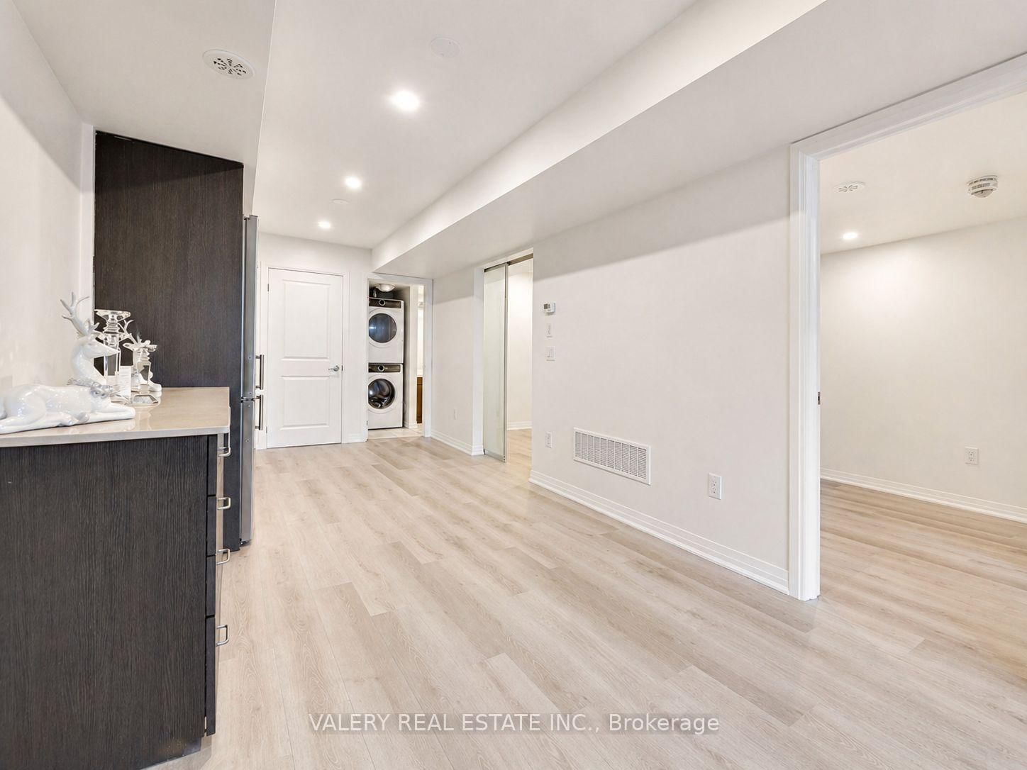 1-183 William Duncan Rd, Toronto — 4