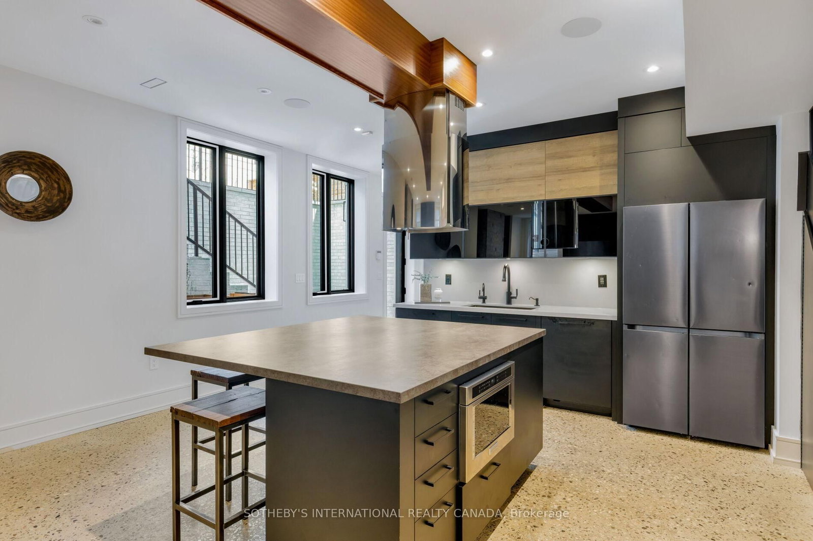85 Kingsway Cres, Toronto — 38