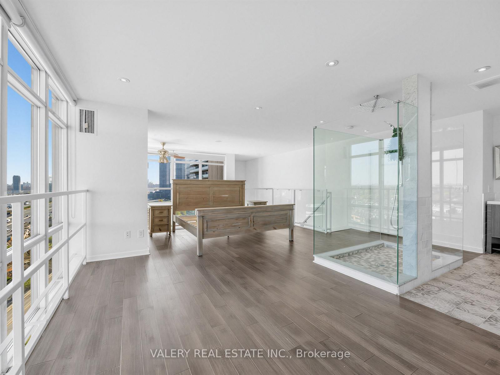 827-250 Manitoba St, Toronto — 14