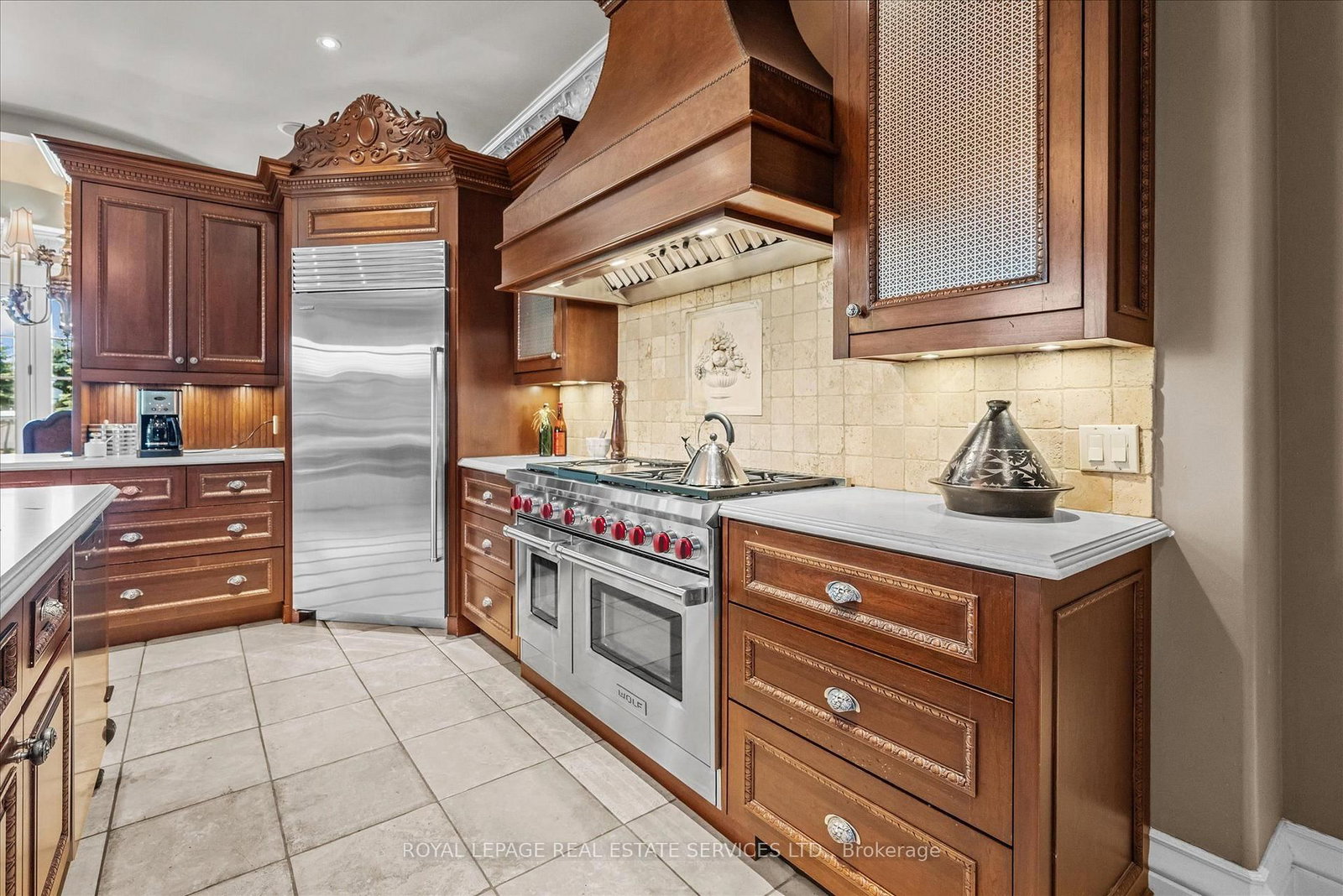 10090 Pineview Tr, Milton — 17