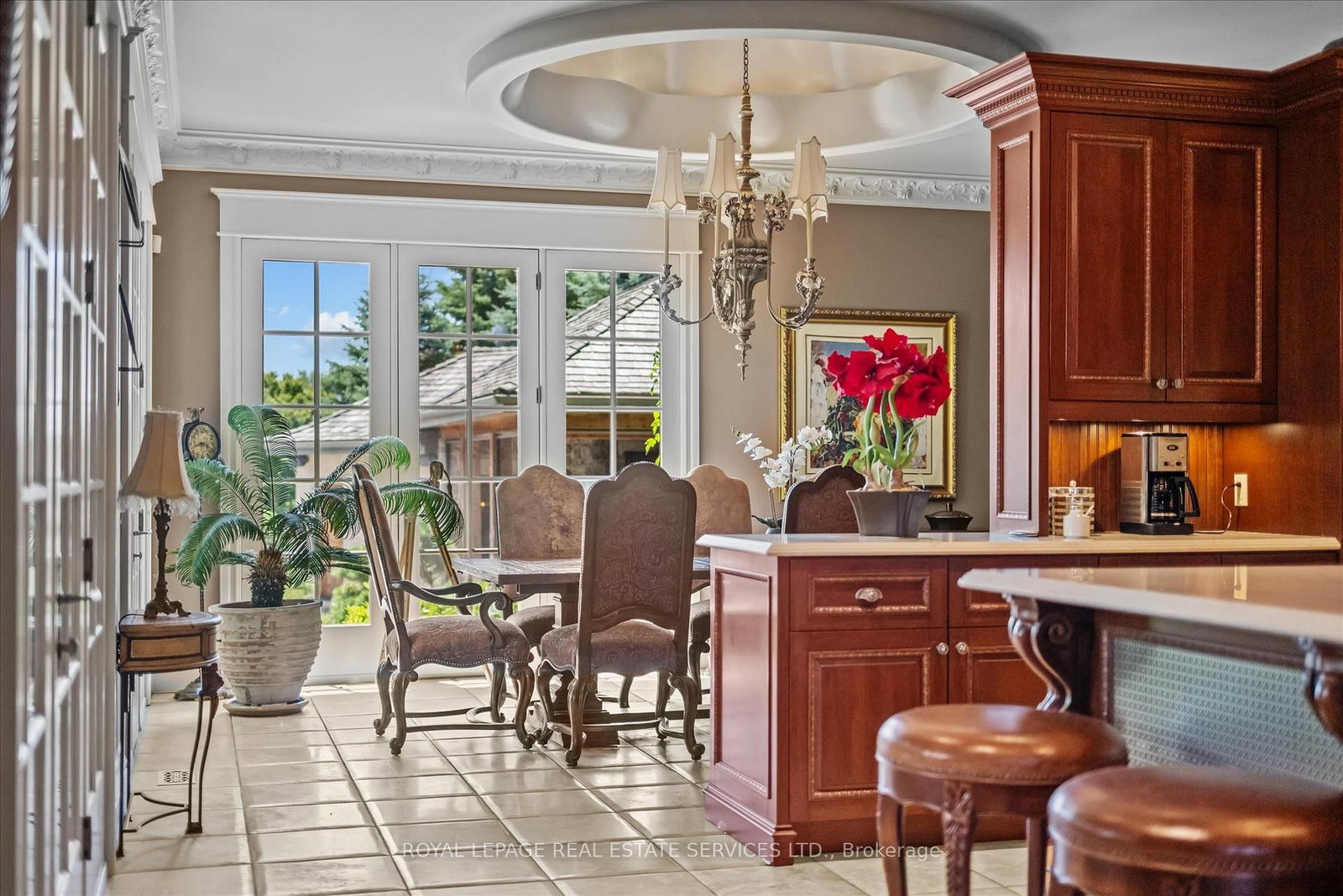 10090 Pineview Tr, Milton — 23