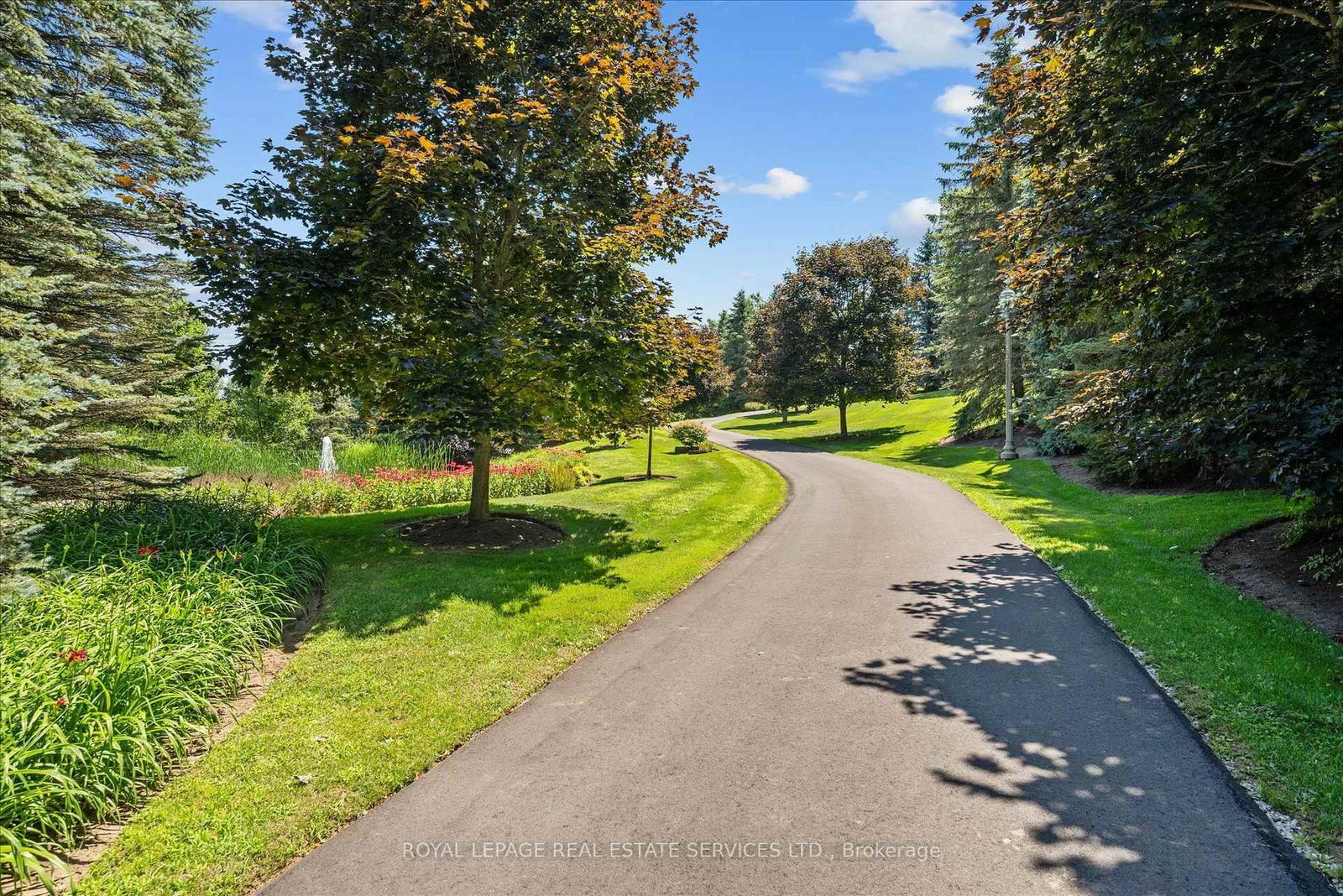 10090 Pineview Tr, Milton — 3