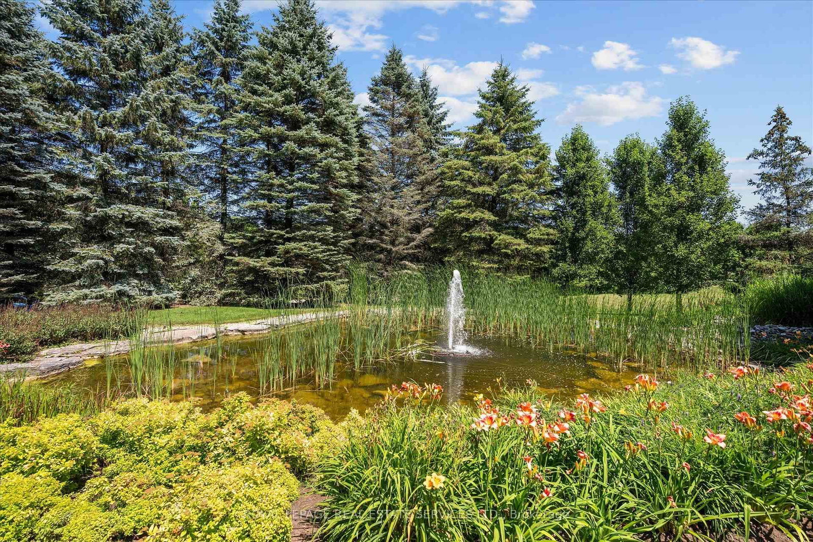10090 Pineview Tr, Milton — 4