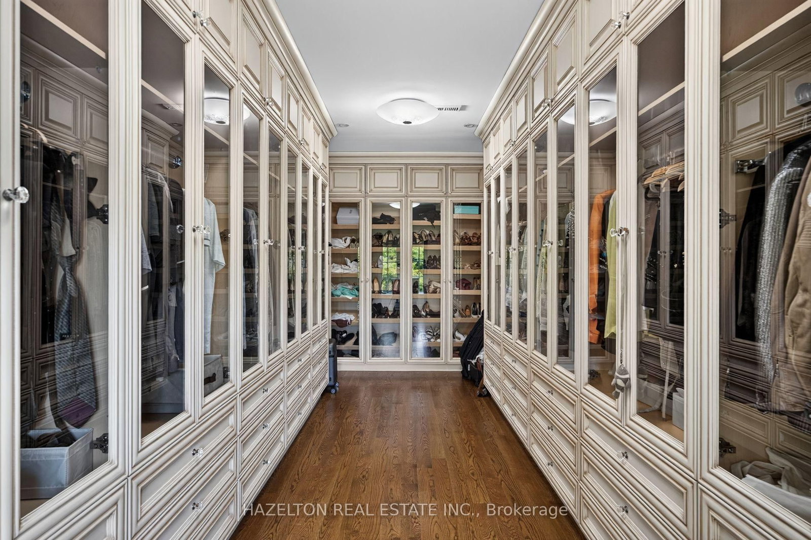 246 Riverside Dr, Toronto — 27