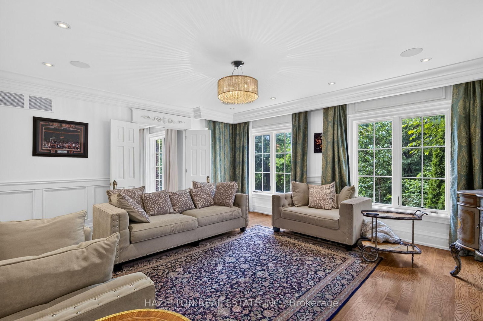 246 Riverside Dr, Toronto — 8