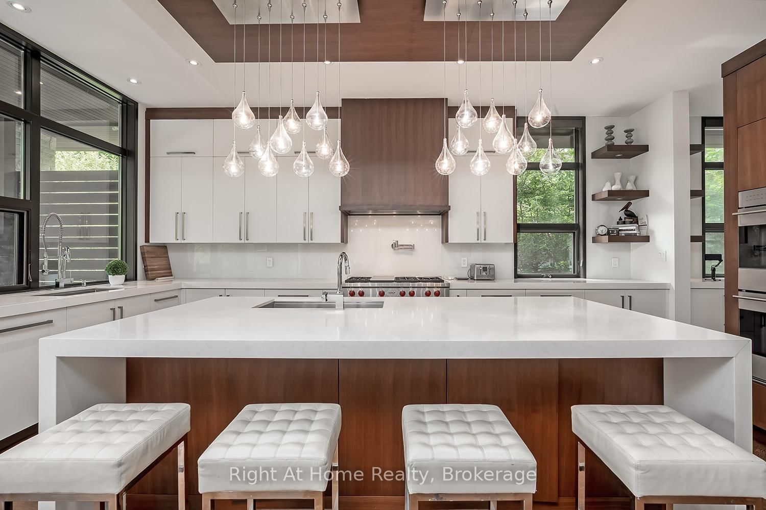 265 Maple Grove Dr, Oakville — 12