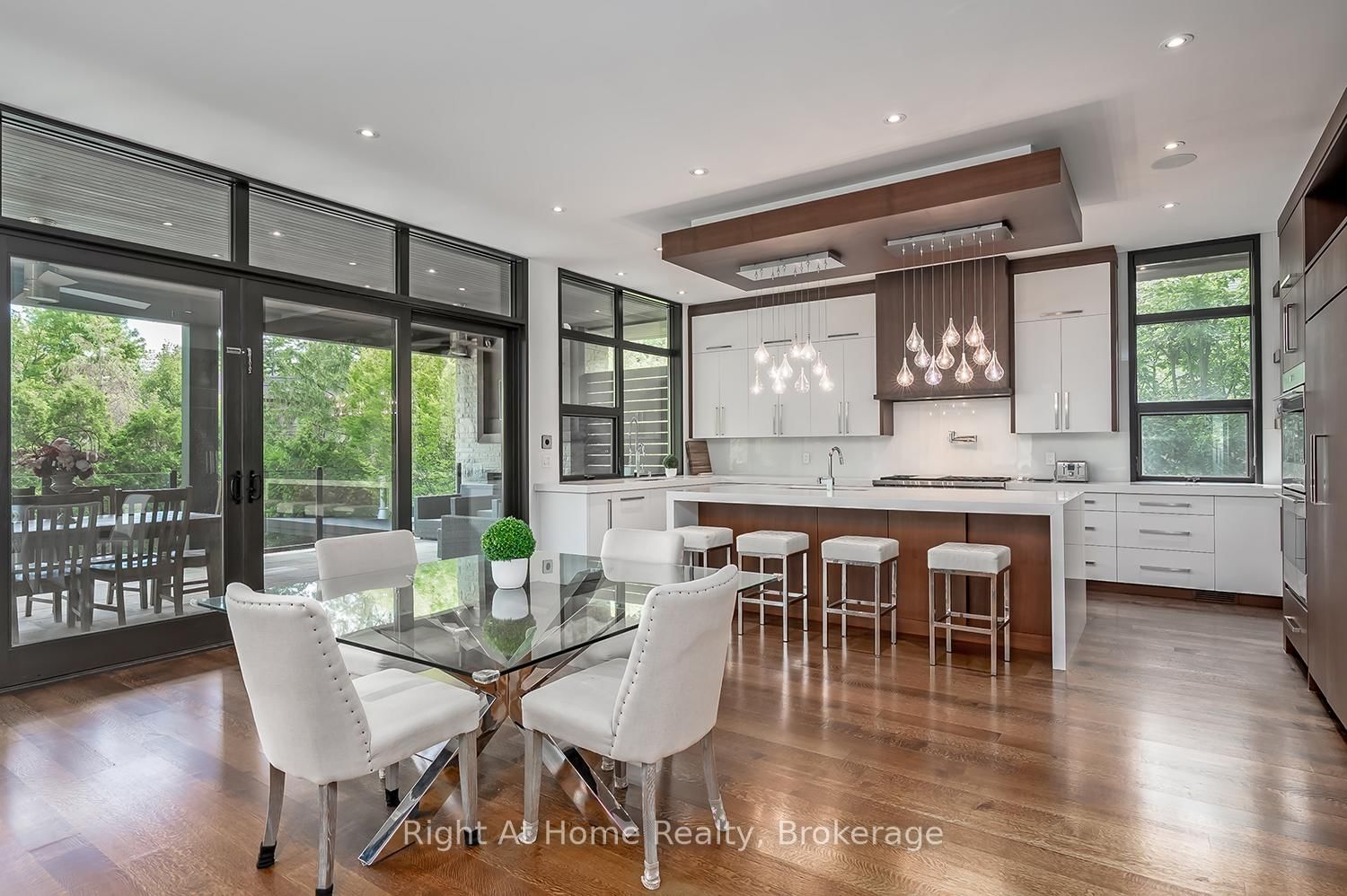 265 Maple Grove Dr, Oakville — 15
