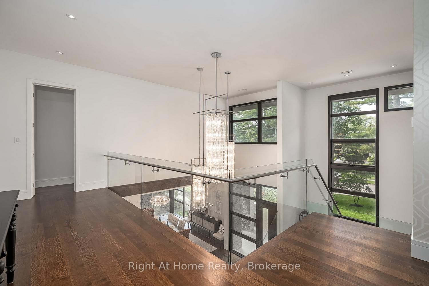 265 Maple Grove Dr, Oakville — 19