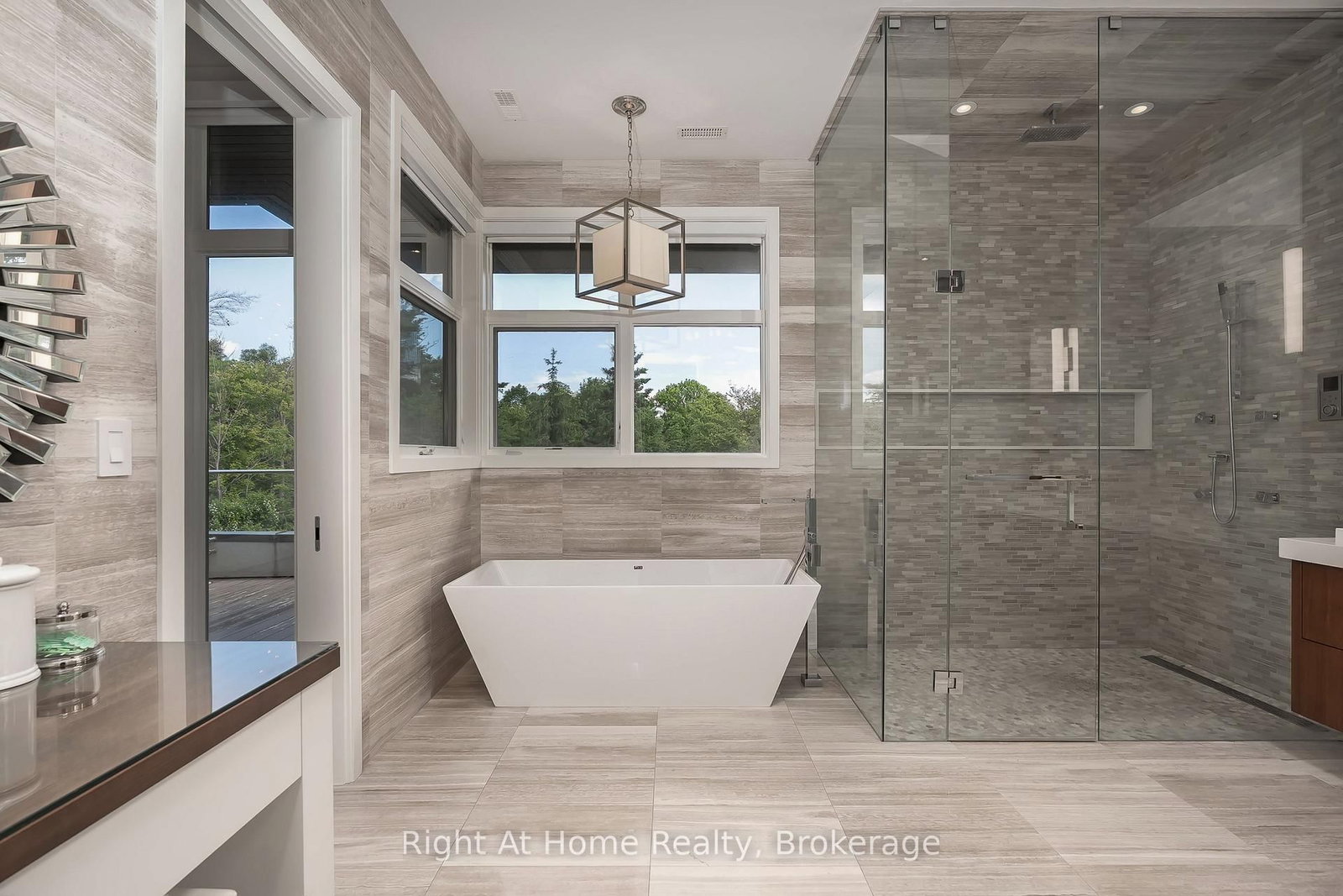 265 Maple Grove Dr, Oakville — 23