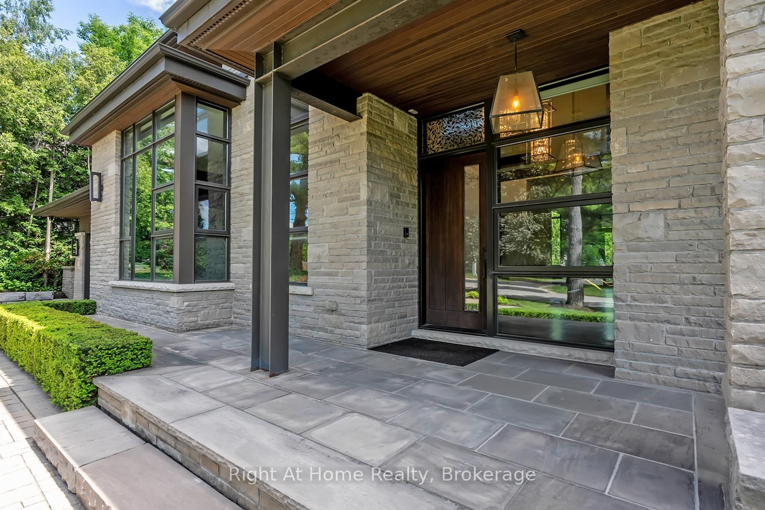265 Maple Grove Dr, Oakville — 3