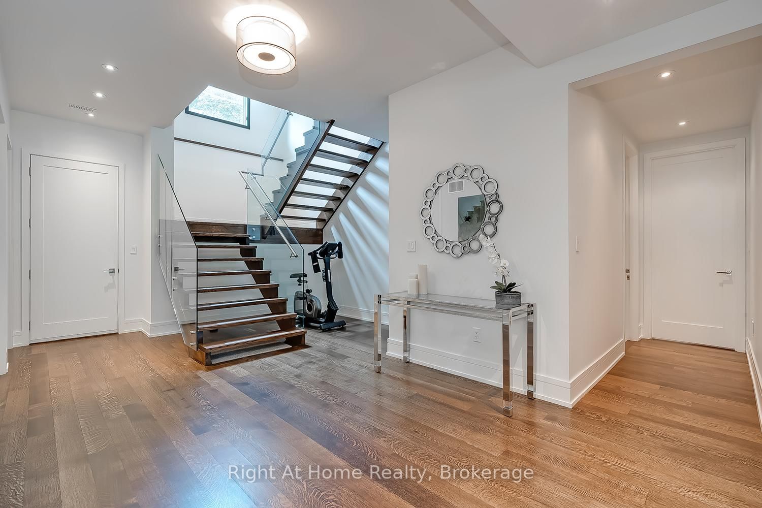 265 Maple Grove Dr, Oakville — 30