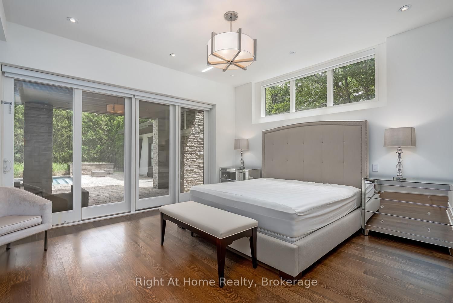265 Maple Grove Dr, Oakville — 35